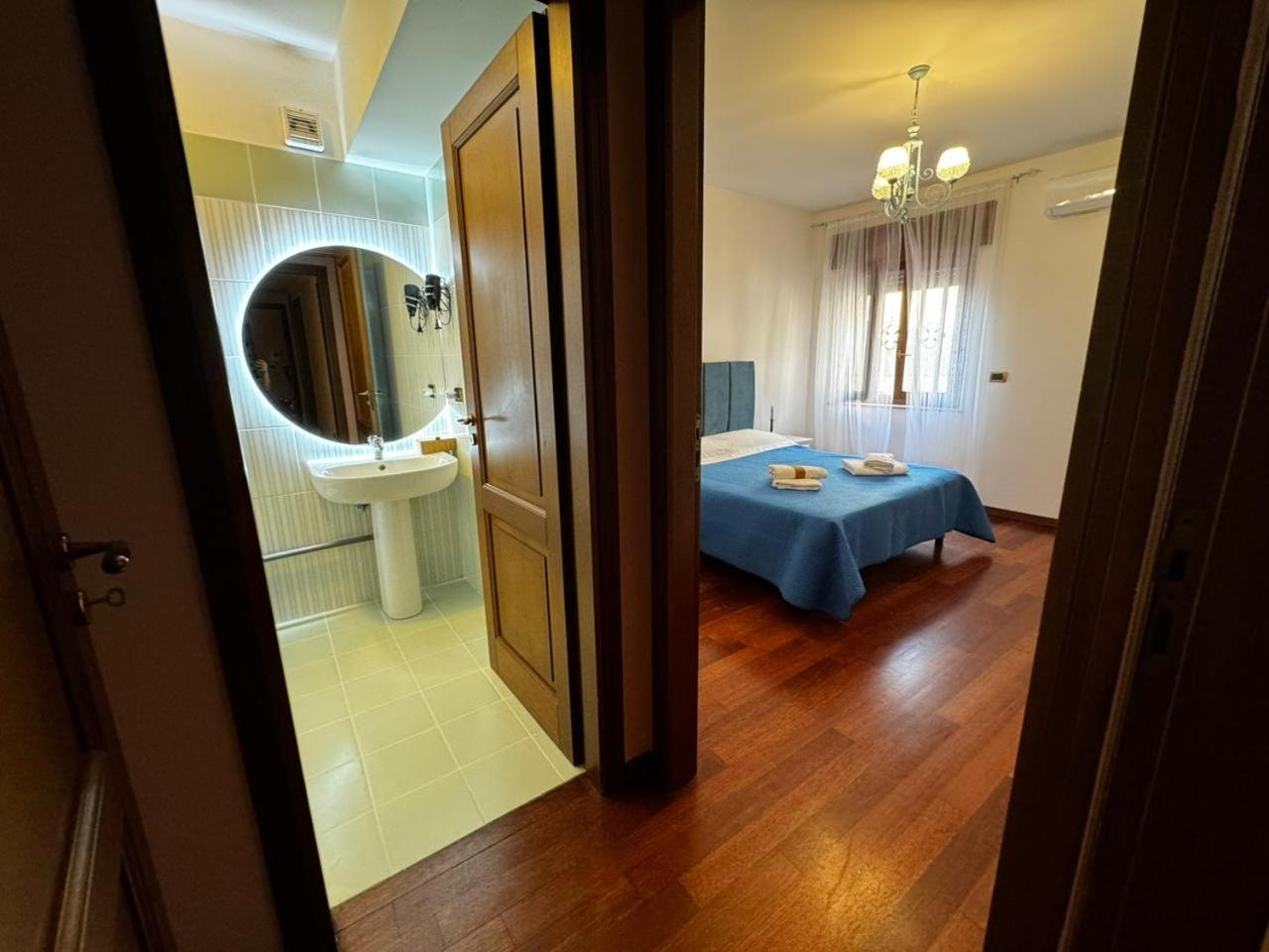 B&Arca Hotel Reggio di Calabria Kültér fotó